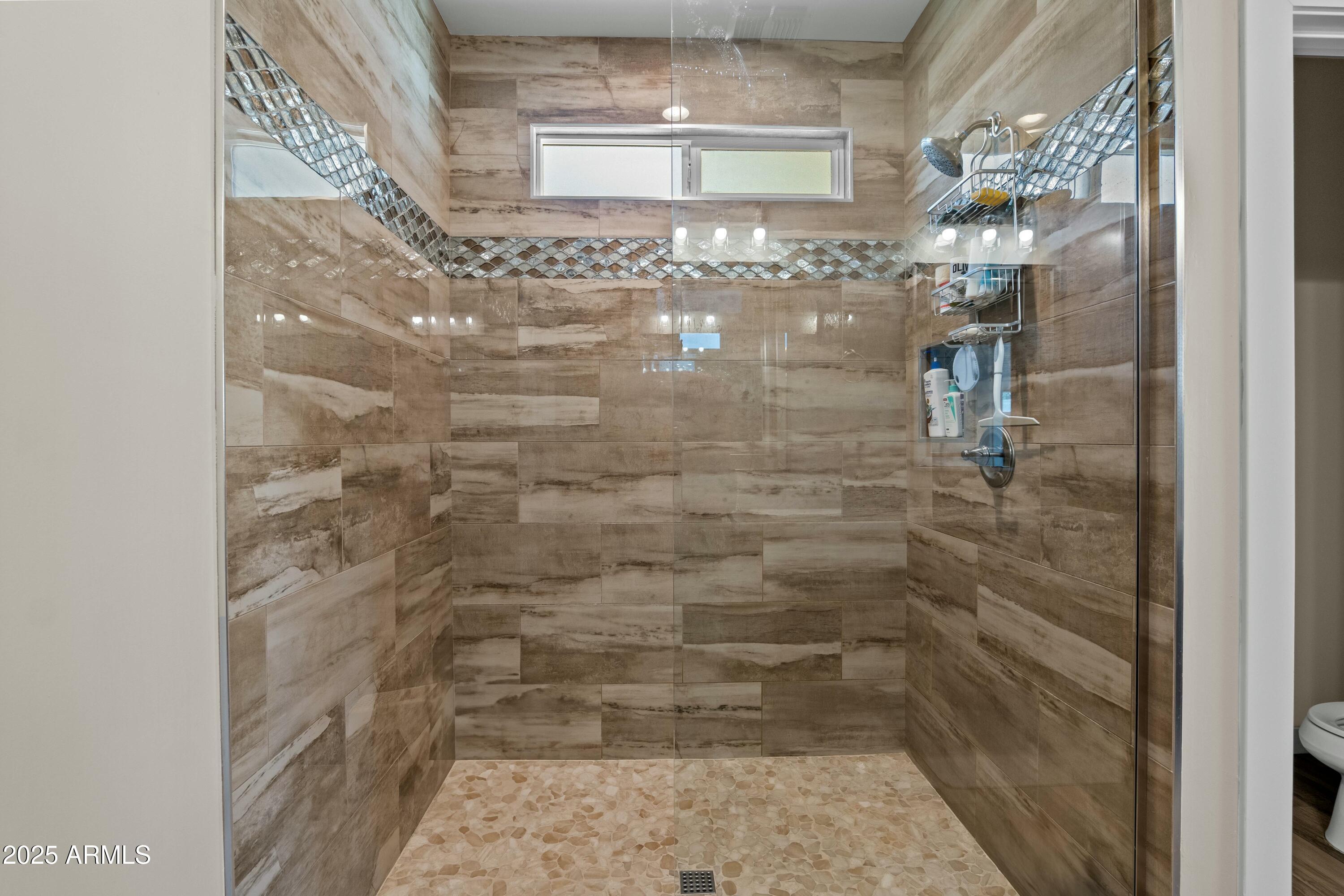 3102 East Roma Avenue Phoenix, AZ 85016 - Photo 21 of 40 Large Walk-in Shower