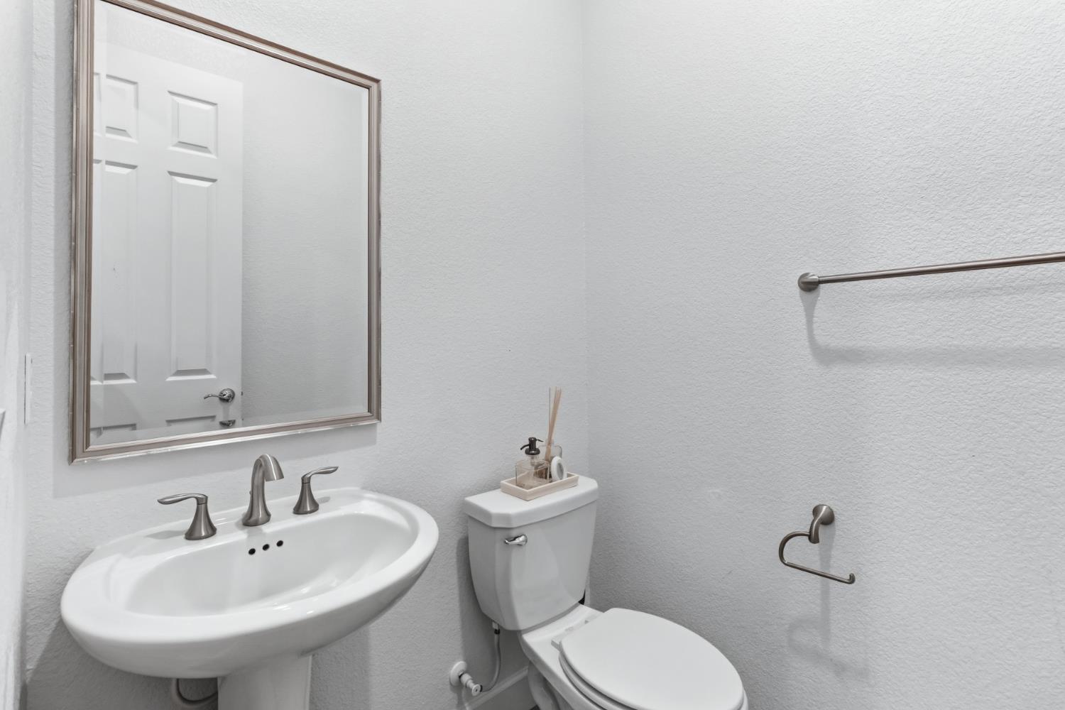 7606 Afonso Way Elk Grove, CA 95757 - Photo 45 of 79