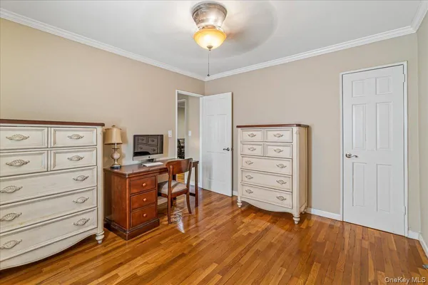 $400,000 | 15-49 160th Street, Unit 6145 | Clearview
