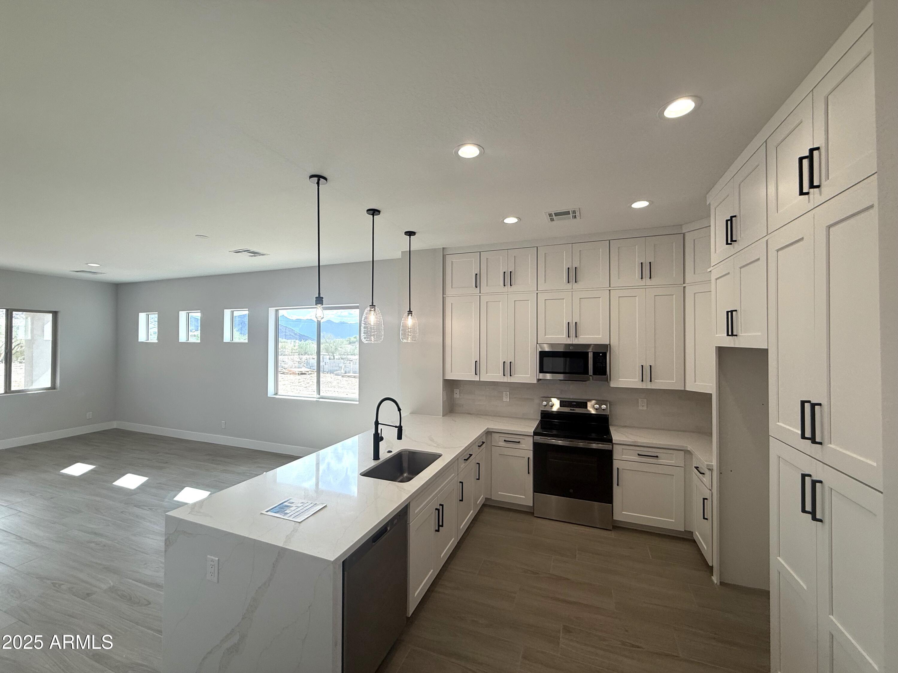 3835 West Fox Road Laveen, AZ 85339 - Photo 3 of 21 Updated_Kitchen_greatroom