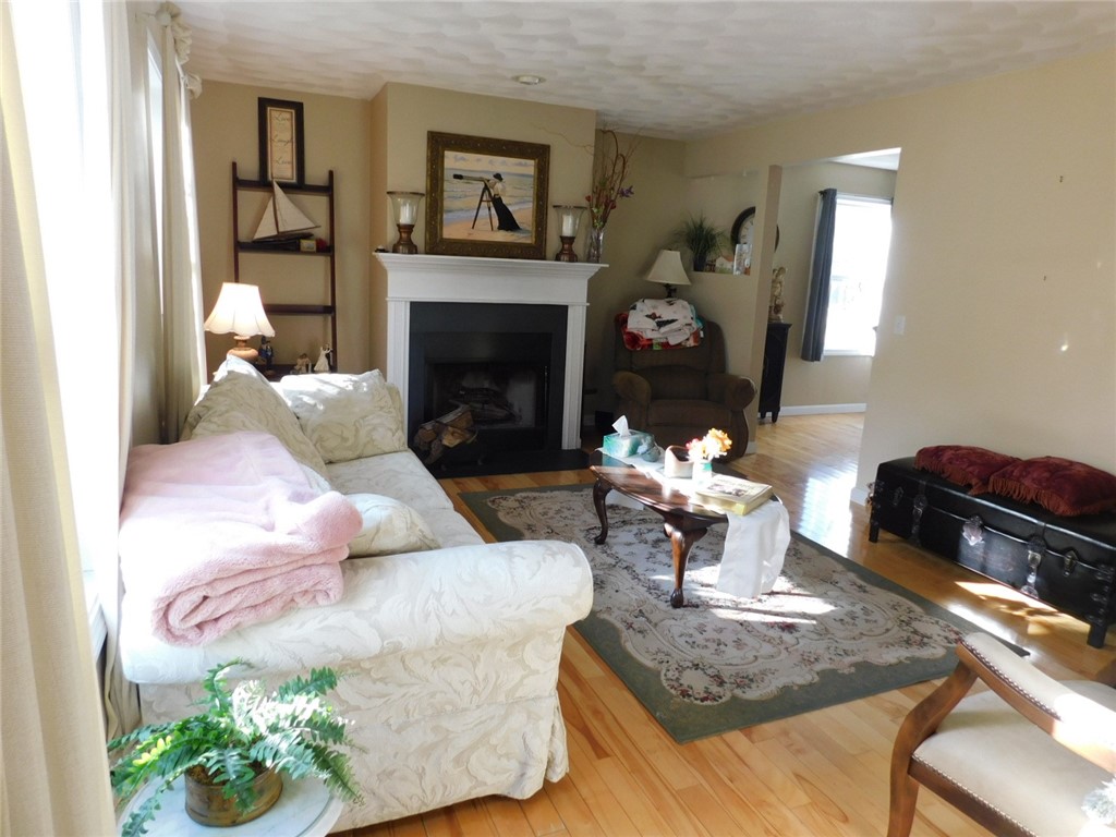 6 Cedar Crest Drive Westerly, RI 02891 - Photo 9 of 23