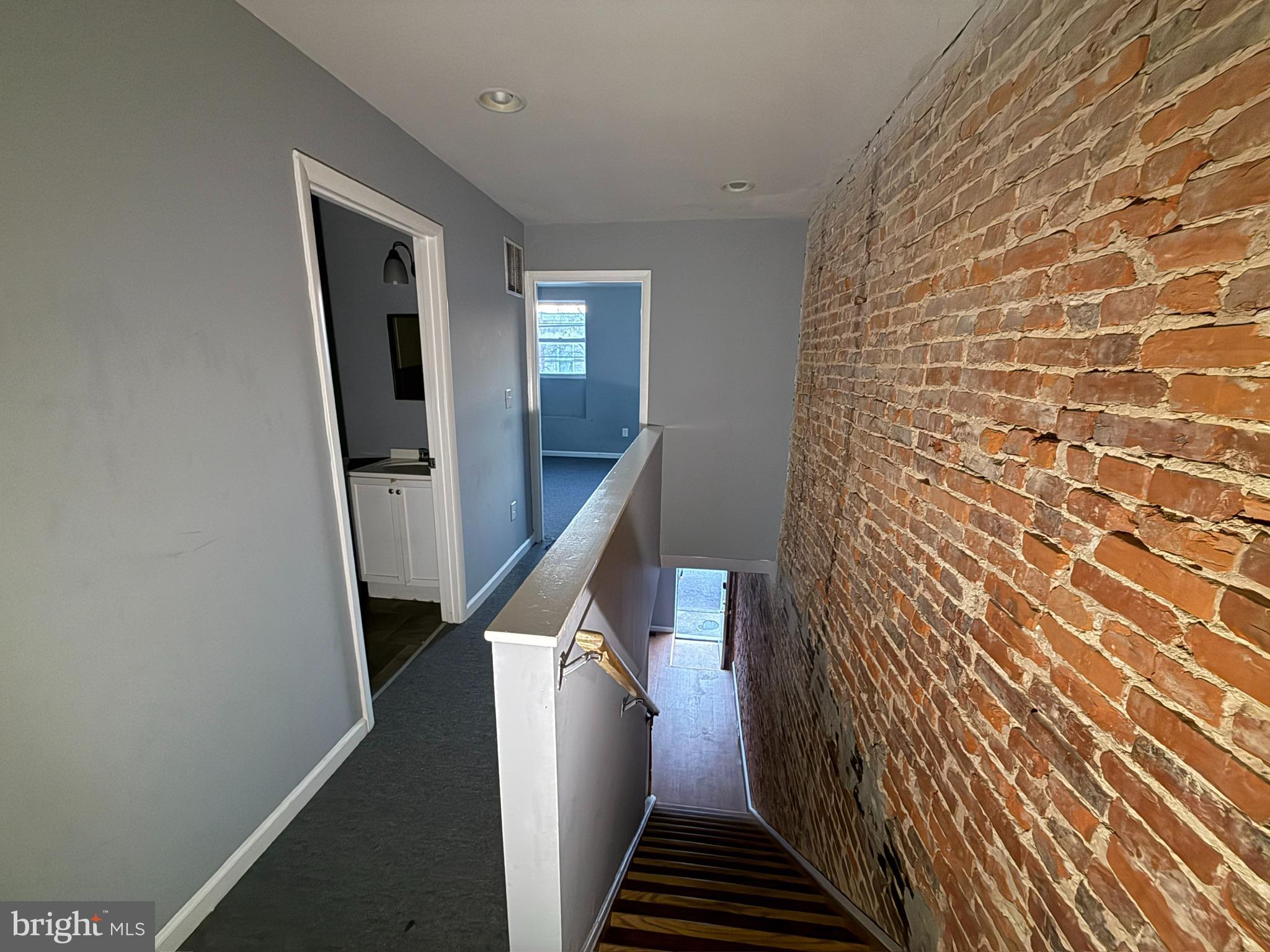 117 North Janney Street Baltimore, MD 21224 - Photo 5 of 13 a view of entryway