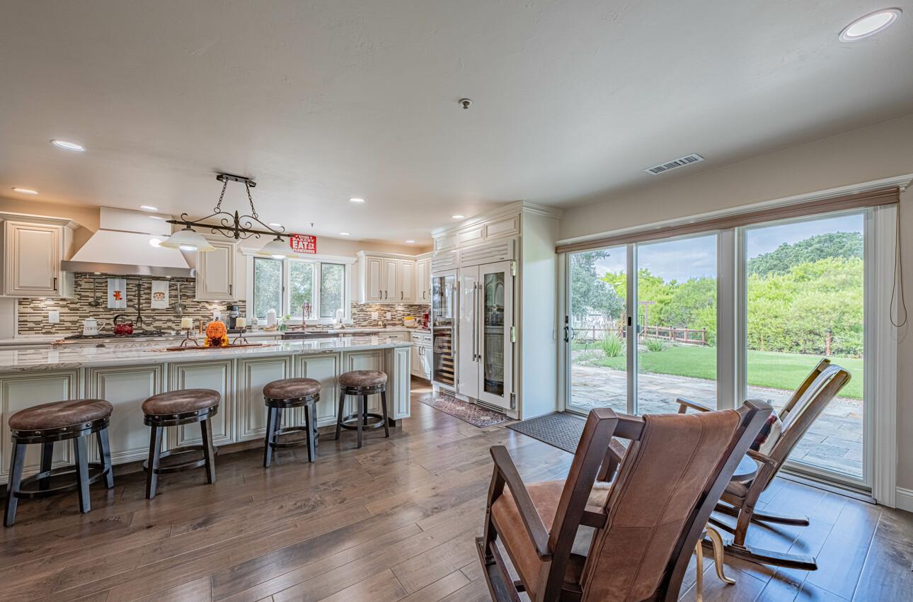 11394 Saddle Road Monterey, CA 93940 - Photo 18 of 85