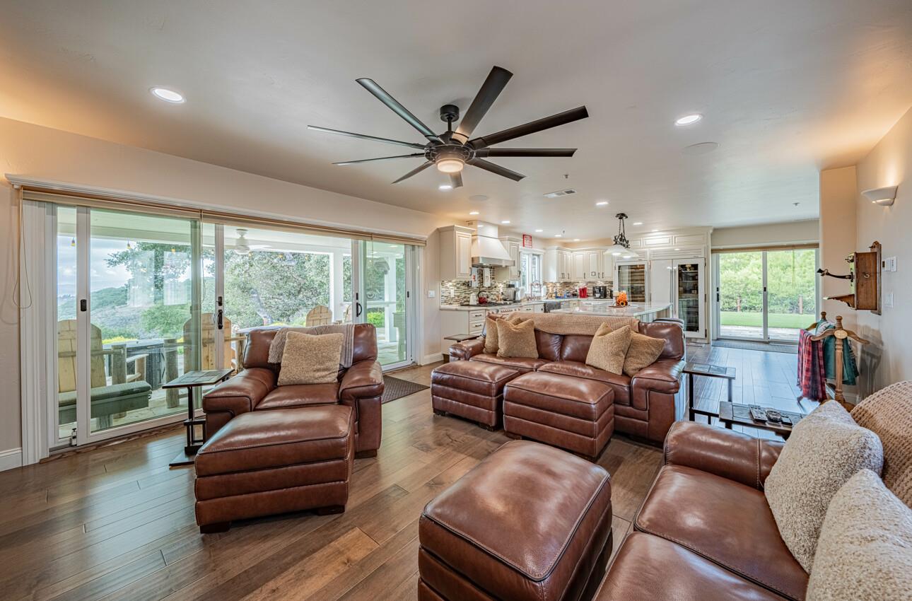 11394 Saddle Road Monterey, CA 93940 - Photo 28 of 85