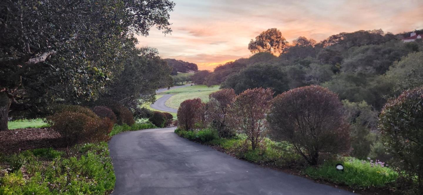 11394 Saddle Road Monterey, CA 93940 - Photo 7 of 85