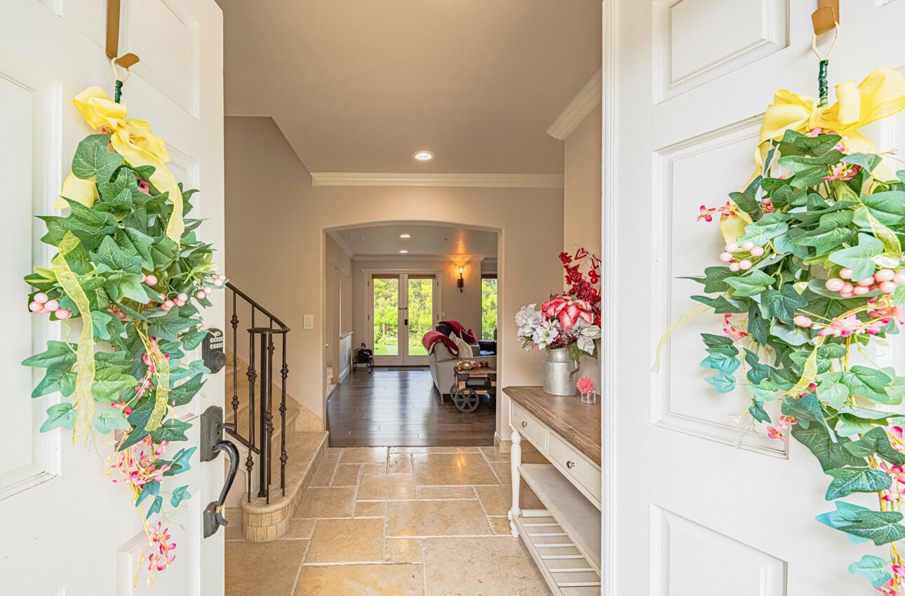 11394 Saddle Road Monterey, CA 93940 - Photo 10 of 85