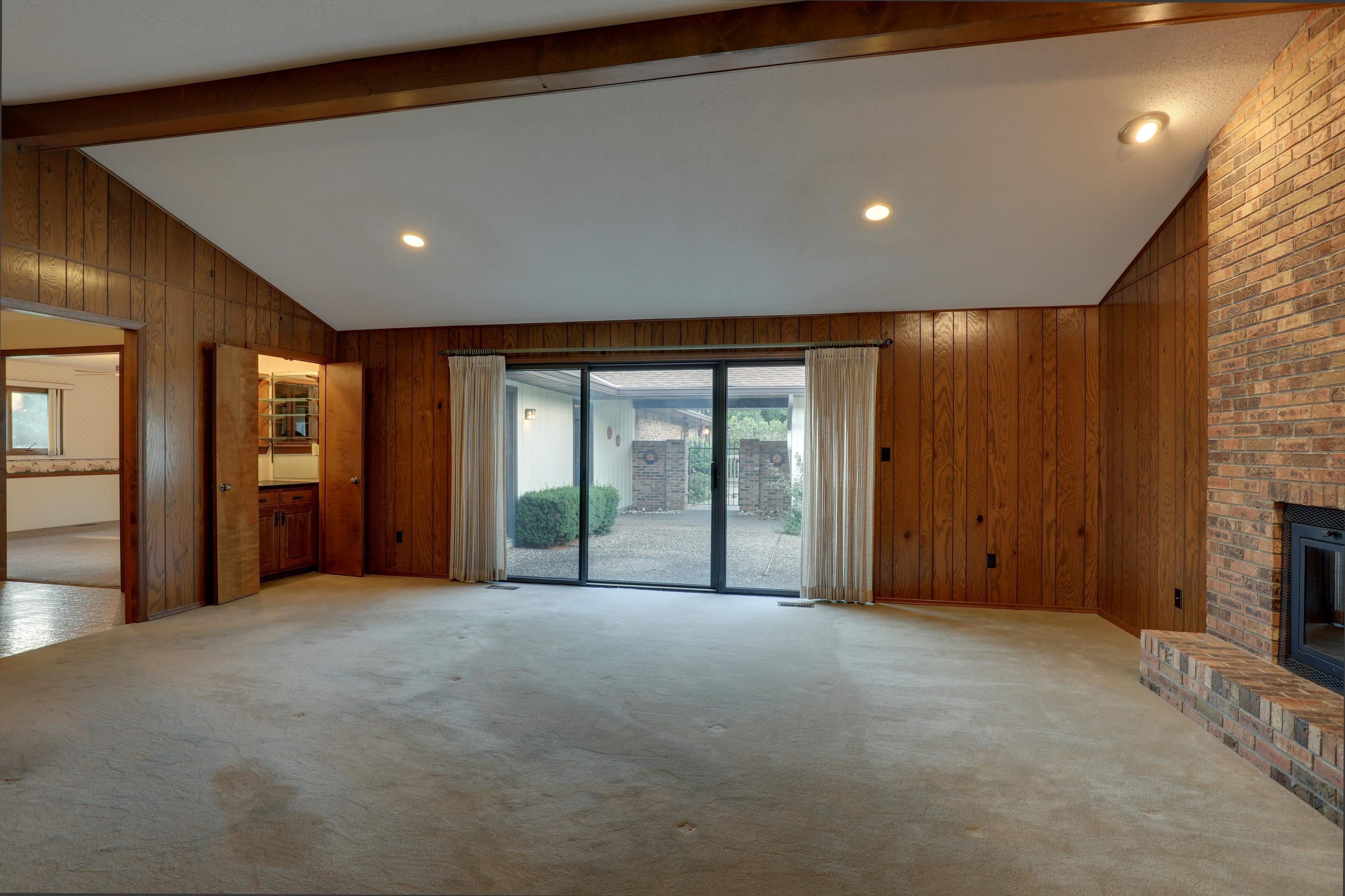 419 Spring Lake Drive Quincy, IL 62305 - Photo 25 of 39