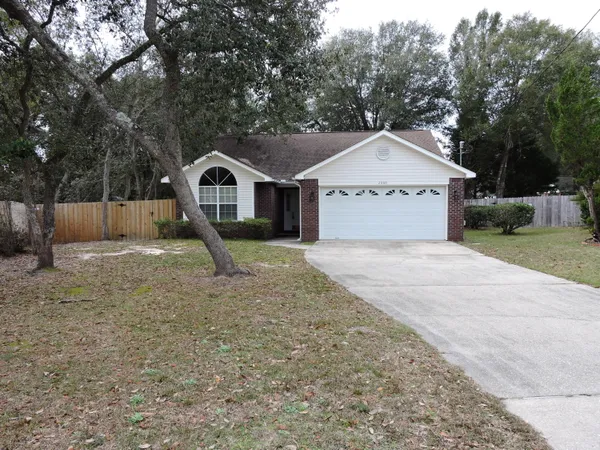 $1,895 | 2800 Wilson Lane, Crestview, FL 32539