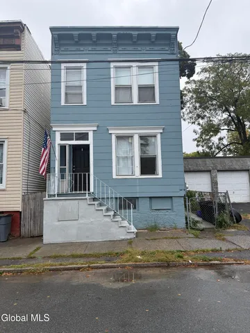 $199,000 | 125 Spring Street, Albany, NY 12203