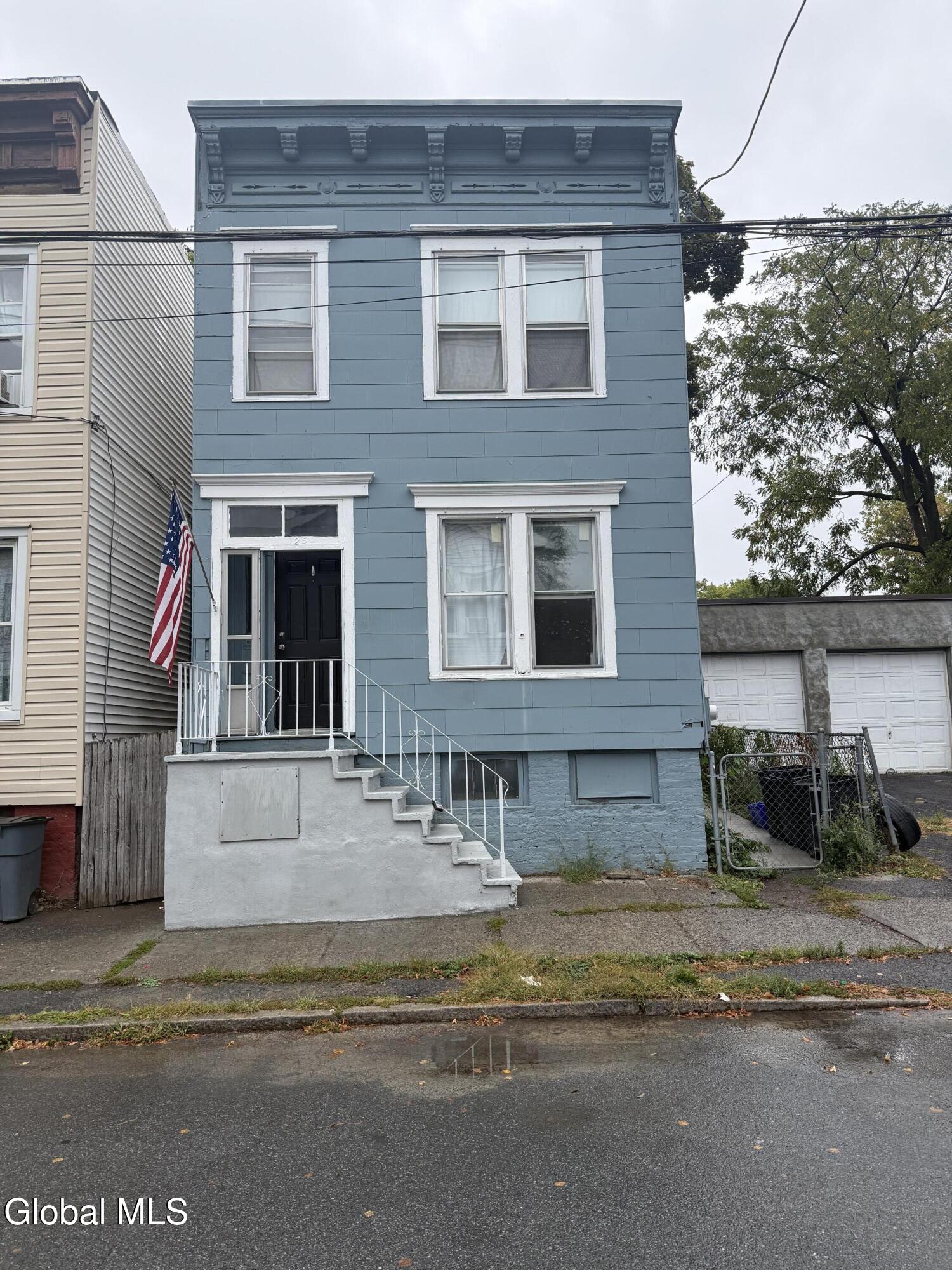 125 Spring Street Albany, NY 12203 - Photo 3 of 9 IMG_7507