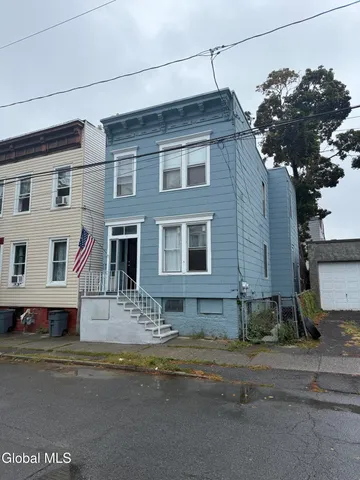 $199,000 | 125 Spring Street, Albany, NY 12203