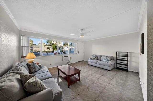 $1,675 | 625 Antioch Avenue, Unit 108, Fort Lauderdale, FL 33304