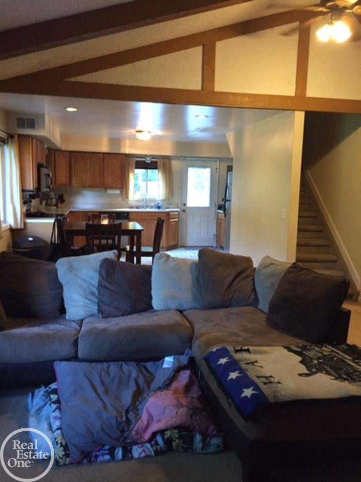 6665 Cribbins Road Avoca, MI 48006 - Photo 49 of 80 31361557-48.JPG