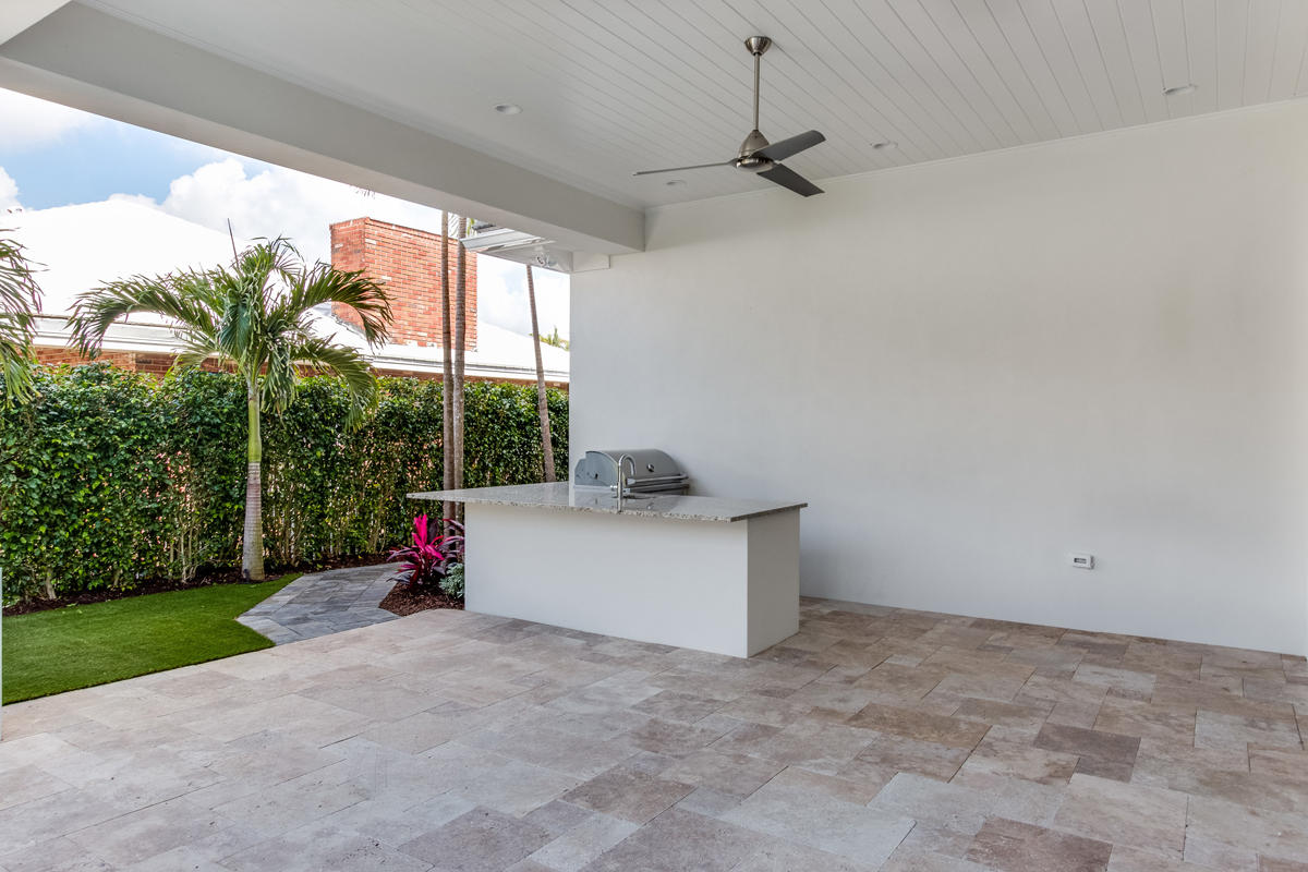 2405 Acorn Palm Road Boca Raton, FL 33432 - Photo 11 of 75 2405_Acorn_Palm_Road_63