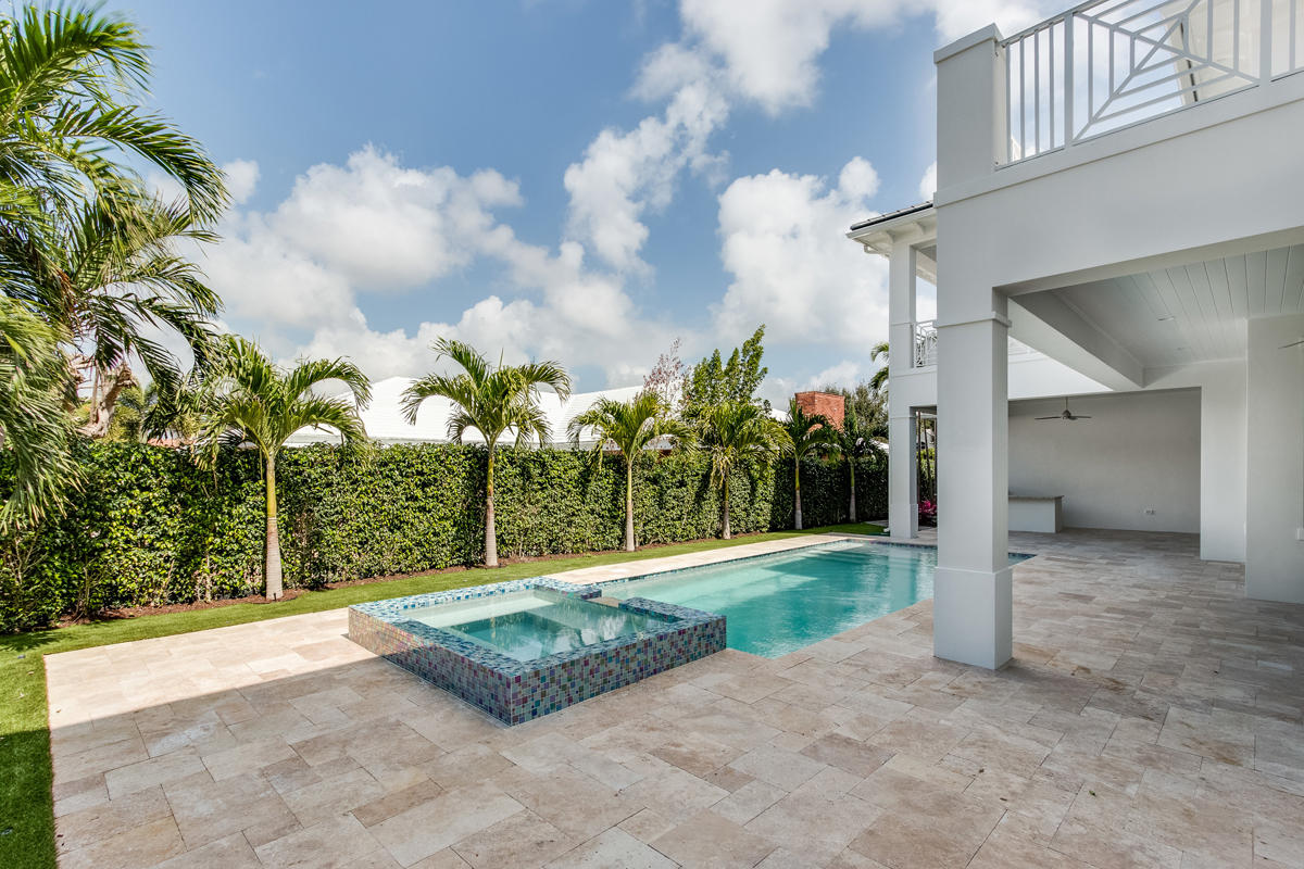 2405 Acorn Palm Road Boca Raton, FL 33432 - Photo 9 of 75 2405_Acorn_Palm_Road_62