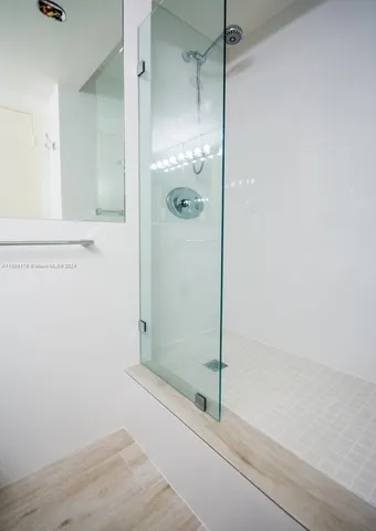 $5,000 | 5601 Collins Avenue, Unit 1204, Miami Beach, FL 33140