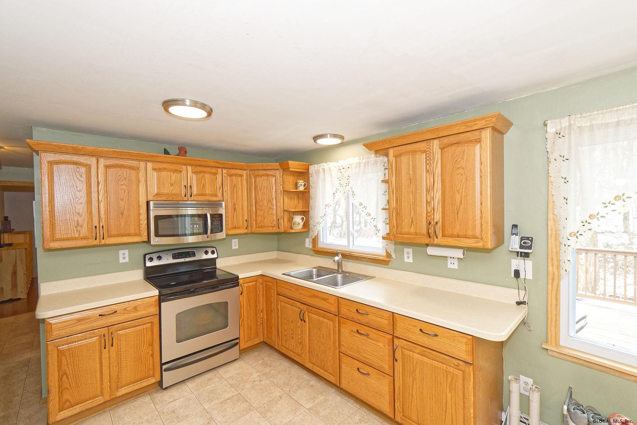 1275 Simons Road Schodack, NY 12033 - Photo 13 of 33 Photo 13