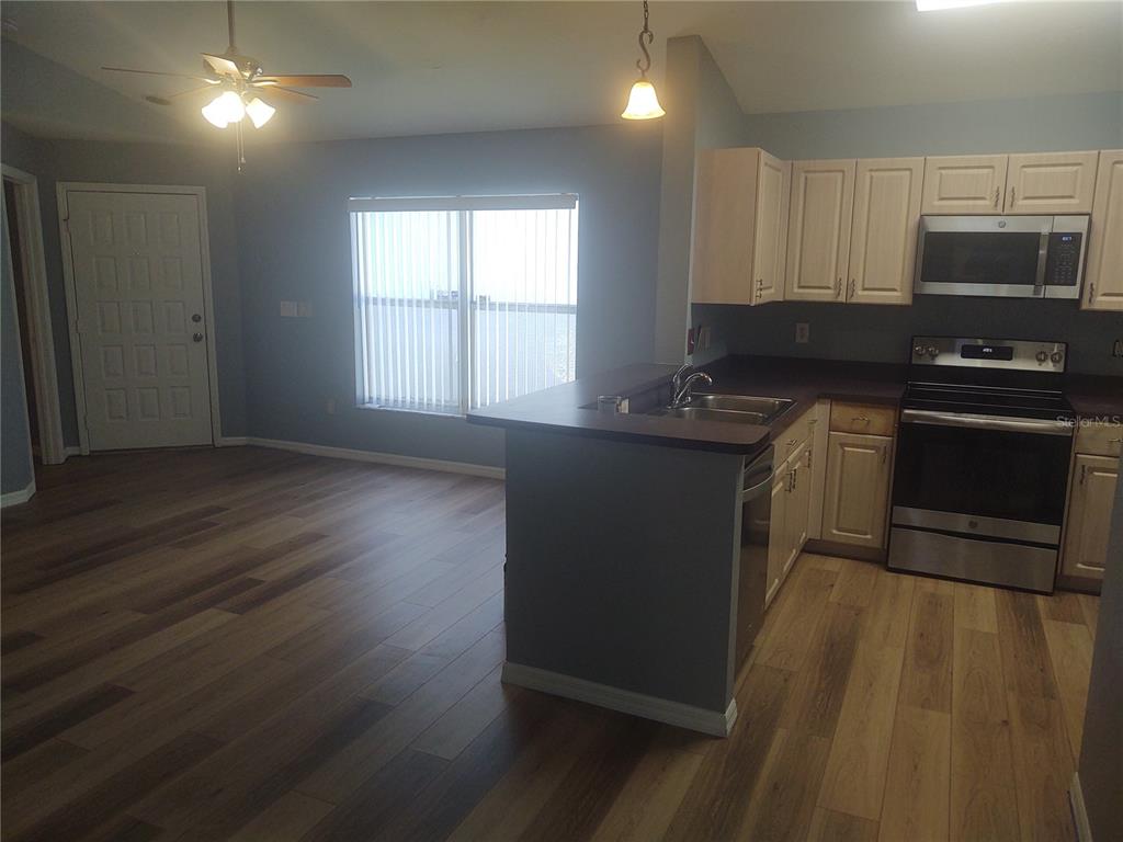 5707 Tanagerlake Road Lithia, FL 33547 - Photo 18 of 19