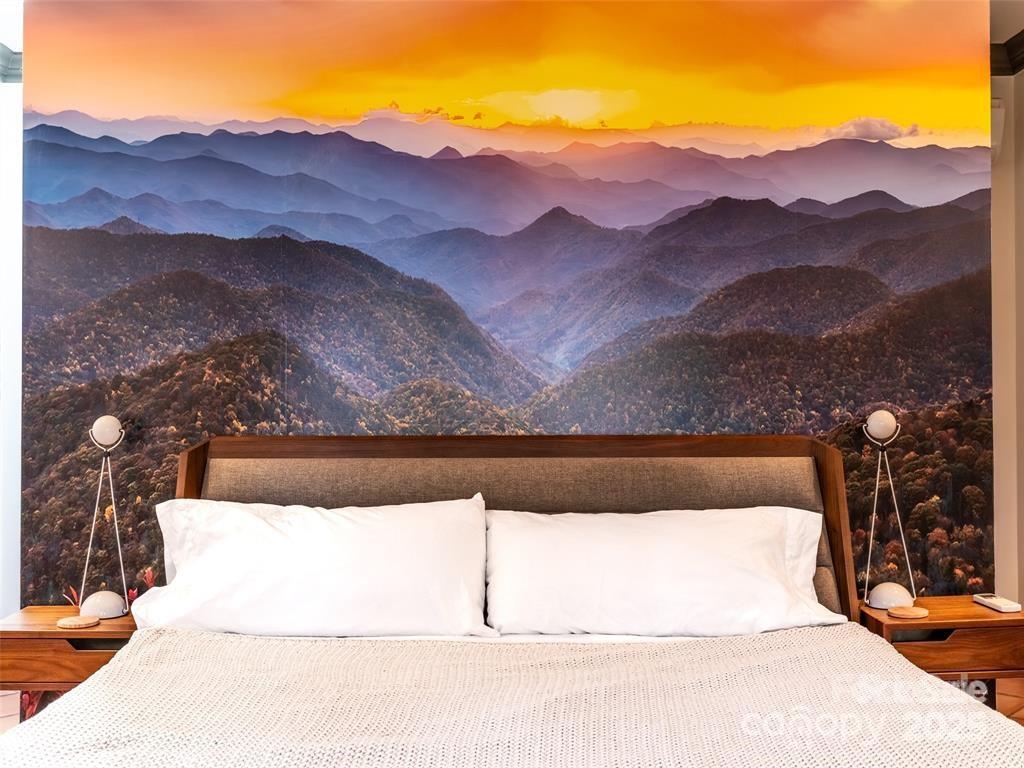 26 Sheridan Road Asheville, NC 28803 - Photo 33 of 46 a view of ocean with mountain