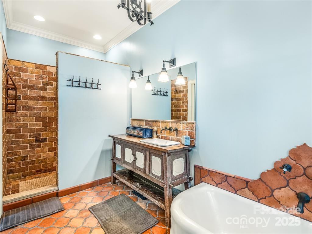 26 Sheridan Road Asheville, NC 28803 - Photo 35 of 46 a very nice looking room with a large window