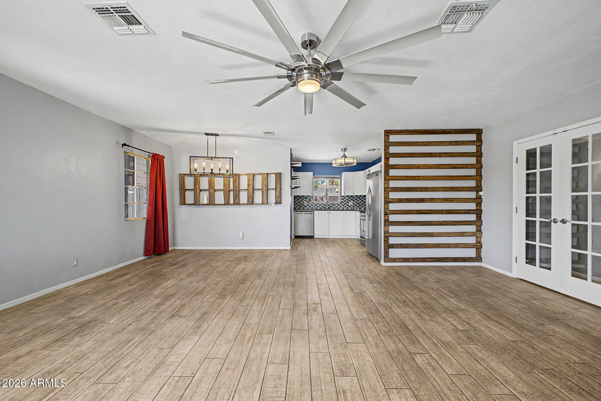 4238 North 10th Place Phoenix, AZ 85014 - Photo 9 of 32 11 - 10th