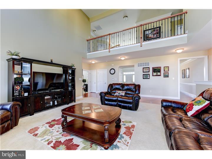 133 Bennington Road Phoenixville, PA 19460 - Photo 5 of 25 Living Room