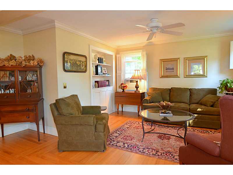 138 Edgehill Road Warwick, RI 02889 - Photo 4 of 25 Living Room.