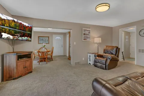 $885,000 | 223 Lake Avenue South, Spicer, MN 56288