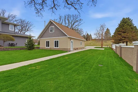 $885,000 | 223 Lake Avenue South, Spicer, MN 56288