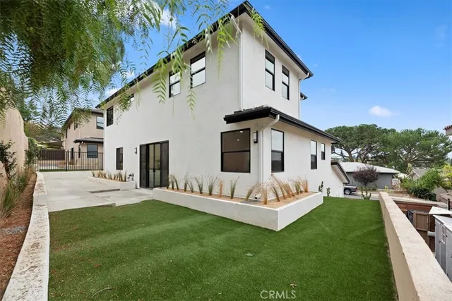 $1,929,999 | 943 North Avenue 66, Los Angeles, CA 90042