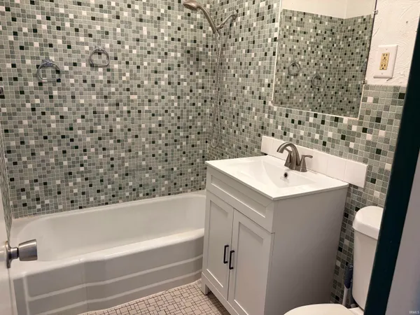 $159,900 | 310 Columbia Avenue, Peru, IN 46970