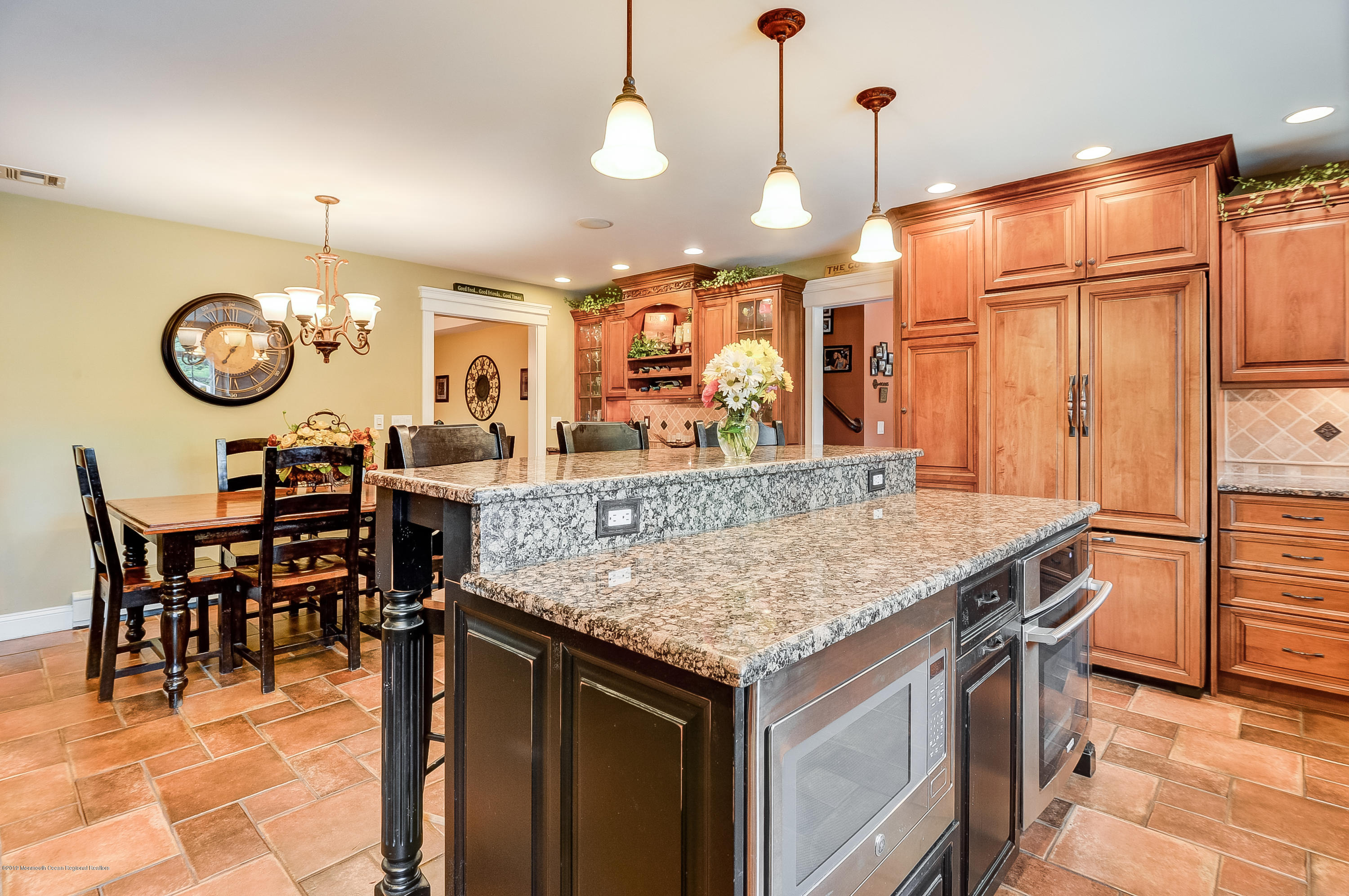 15 Saddle Ridge Road Colts Neck, NJ 07722 - Photo 18 of 47 Kitchen (6)
