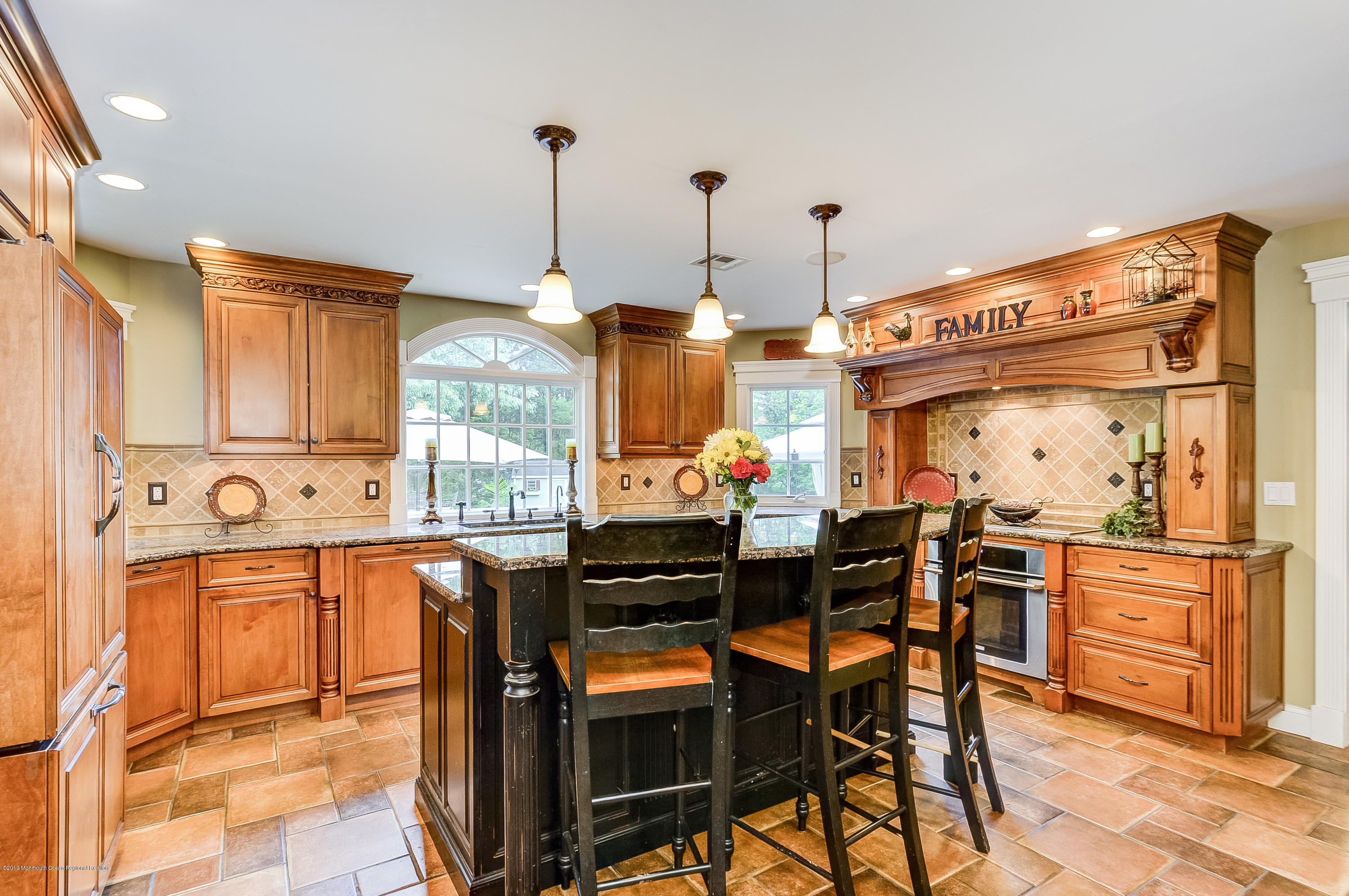 15 Saddle Ridge Road Colts Neck, NJ 07722 - Photo 20 of 47 Kitchen
