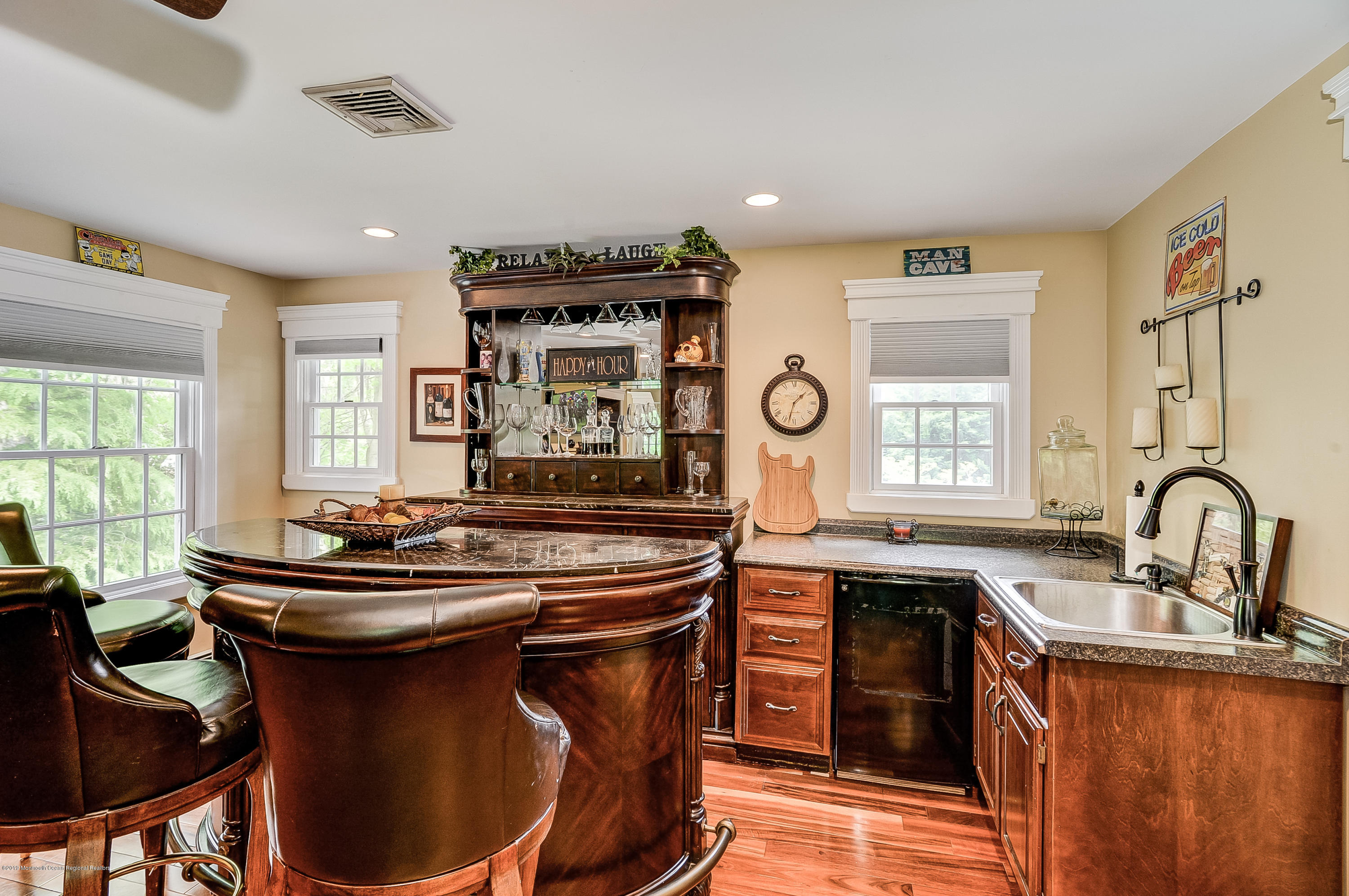 15 Saddle Ridge Road Colts Neck, NJ 07722 - Photo 25 of 47 Bar