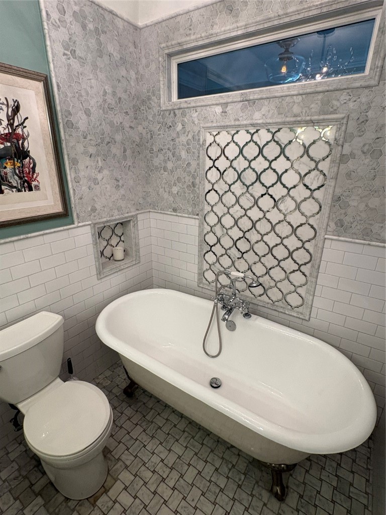 15471 Victoria Huntington Beach, CA 92647 - Photo 27 of 37 a bathroom with a sink and a mirror