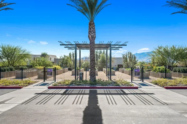 $7,500 | 3618 Taylor Drive, Palm Springs, CA 92262