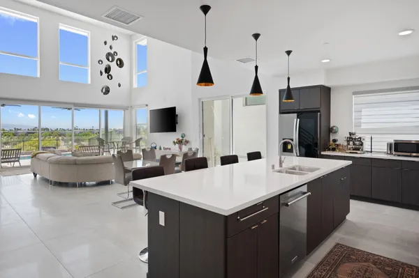 $7,500 | 3618 Taylor Drive, Palm Springs, CA 92262