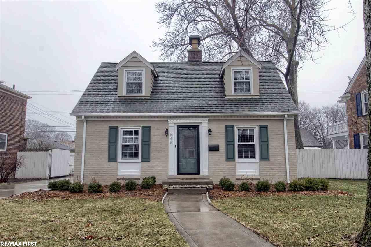 848 Cadieux Road Grosse Pointe, MI 48230 - Photo 1 of 34 31374891.JPG