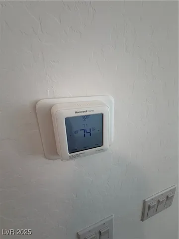 $1,945 | 20 Barbara Lane, Unit 32, Las Vegas, NV 89183