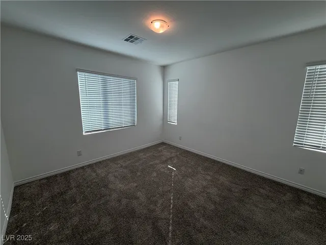 $1,945 | 20 Barbara Lane, Unit 32, Las Vegas, NV 89183
