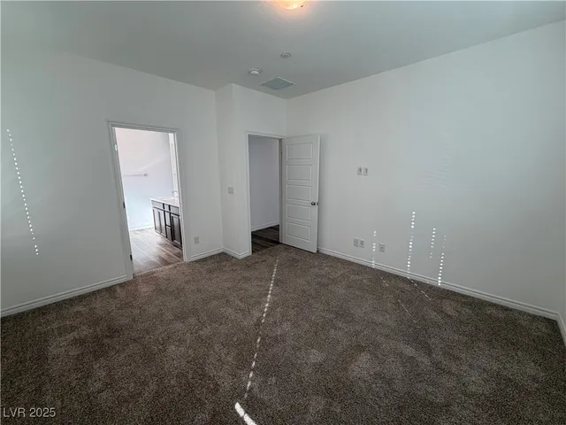 $1,945 | 20 Barbara Lane, Unit 32, Las Vegas, NV 89183