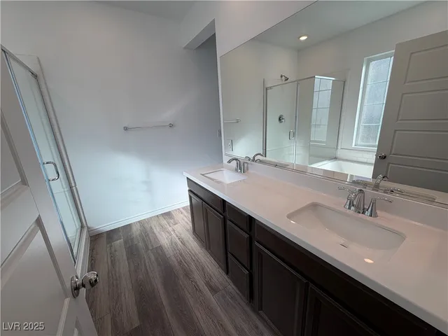 $1,945 | 20 Barbara Lane, Unit 32, Las Vegas, NV 89183