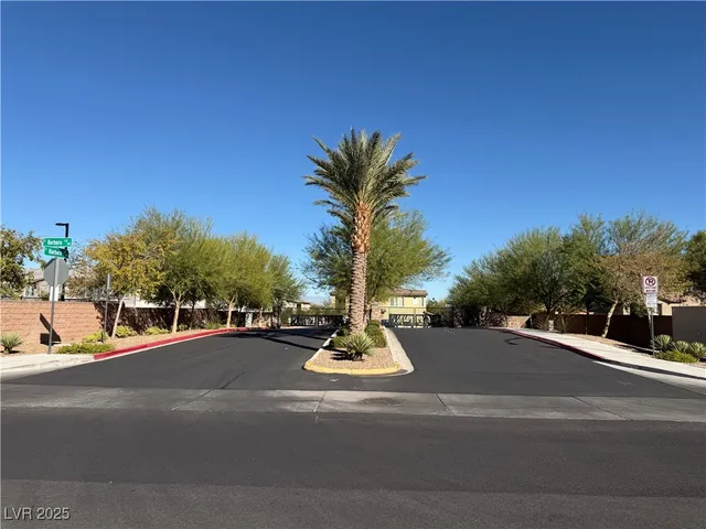 $1,945 | 20 Barbara Lane, Unit 32, Las Vegas, NV 89183