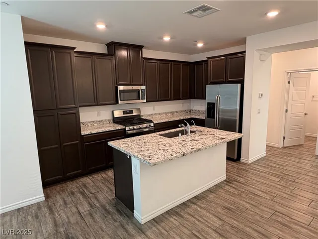 $1,945 | 20 Barbara Lane, Unit 32, Las Vegas, NV 89183