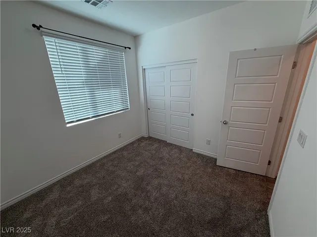 $1,945 | 20 Barbara Lane, Unit 32, Las Vegas, NV 89183