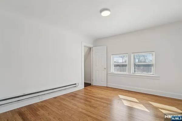 $1,700 | 403 Abington Avenue, Unit 3, Bloomfield, NJ 07003