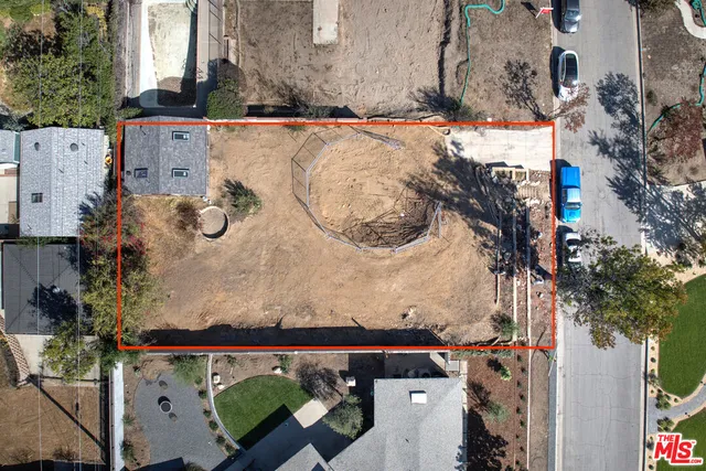 $725,000 | 1673 East Calaveras Street, Altadena, CA 91001