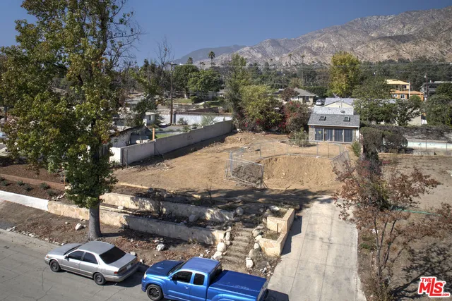 $725,000 | 1673 East Calaveras Street, Altadena, CA 91001