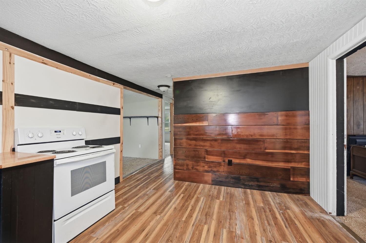 8434 State Rte 101 Sunman, IN 47041 - Photo 5 of 19