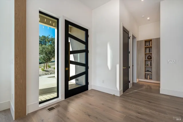 $3,850,000 | 1580 Clear Ridge Drive, Healdsburg, CA 95448